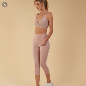 Gymshark Dreamy Cropped Leggings - Taupe